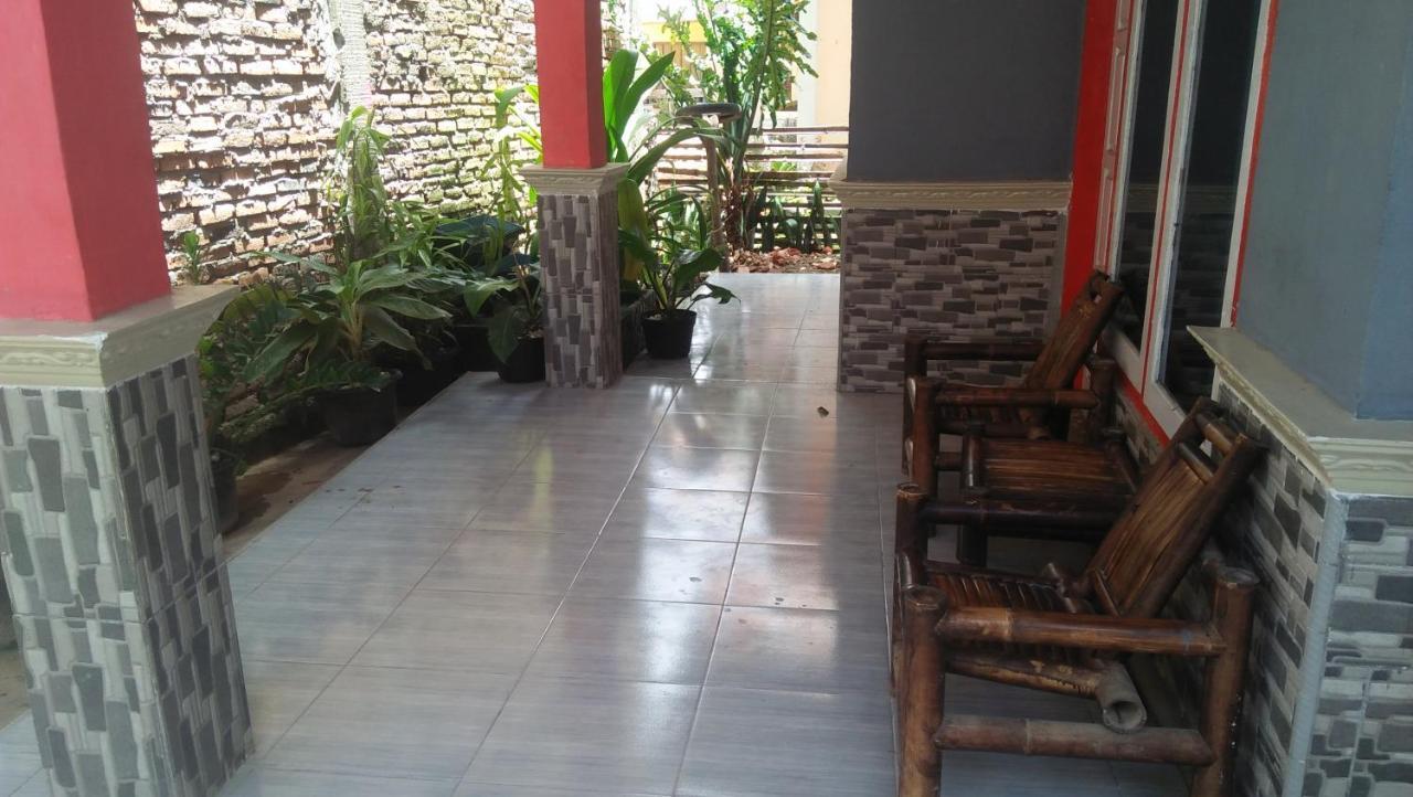 Penginapan Cantika Sungai Tutung Bagian luar foto